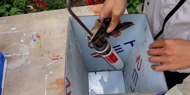 Соорудите внутреннюю опалубку